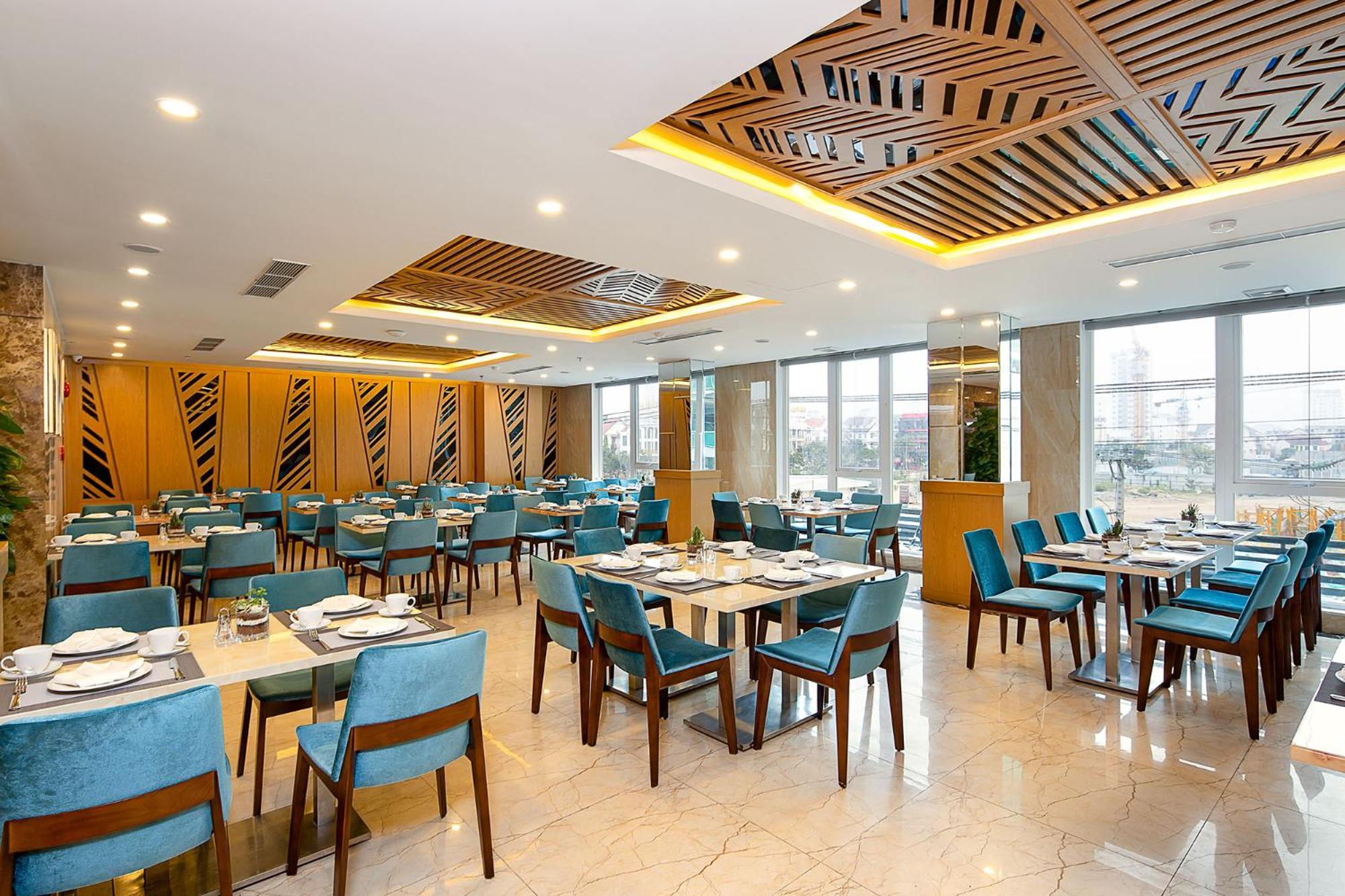 Tgt Beach Hotel Da Nang Buitenkant foto
