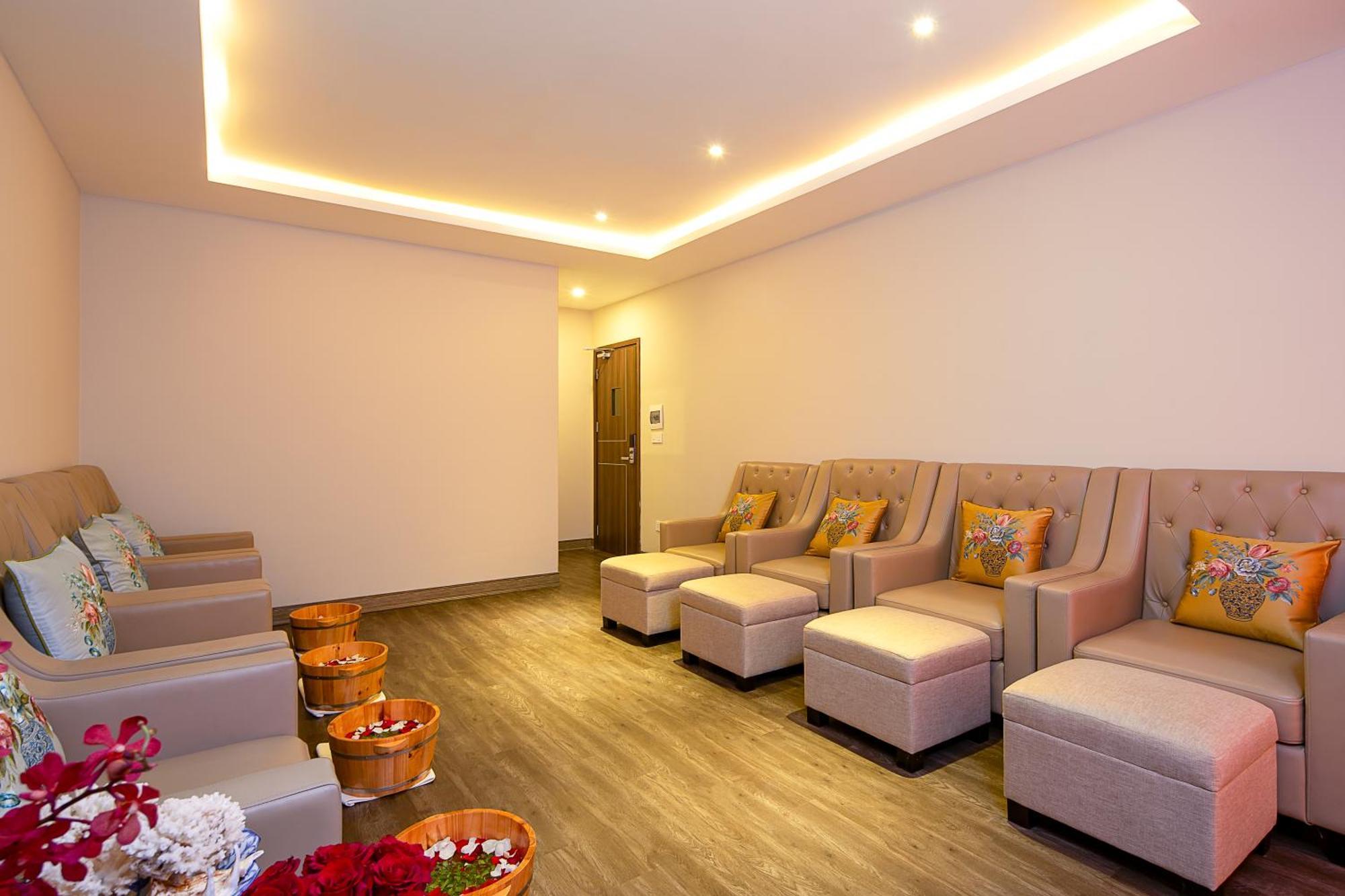 Tgt Beach Hotel Da Nang Buitenkant foto